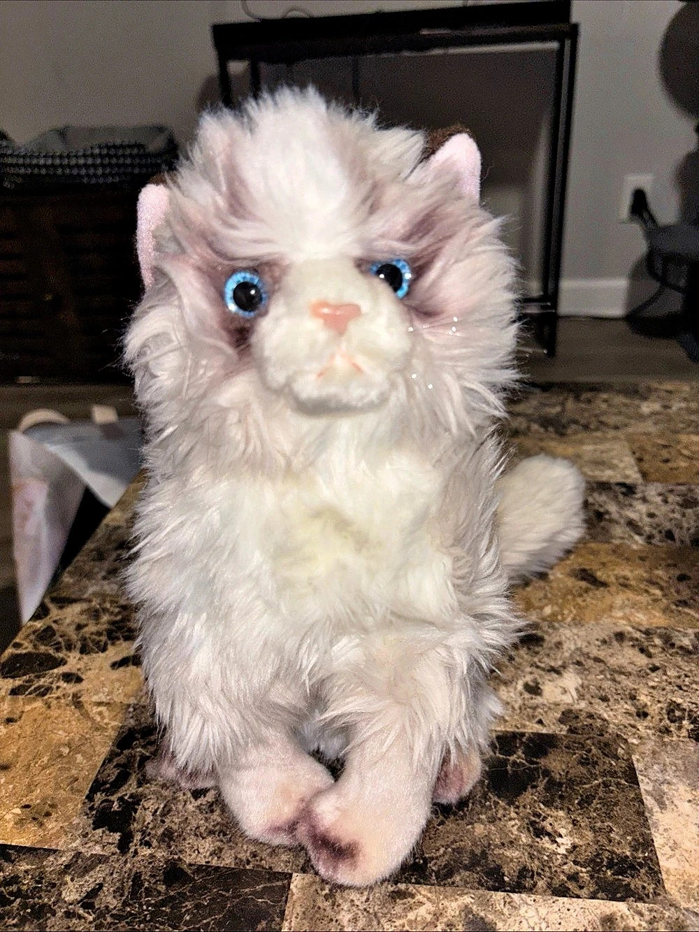 THE BEARINGTON COLLECTION KENNESAW GA WHITE TASHA HIMALAYAN CAT STUFFED ANIMAL